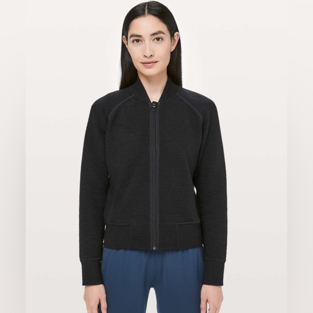 Lululemon On Repeat Bomber Jacket lightweight Yoga textured Full Zipper Black 6